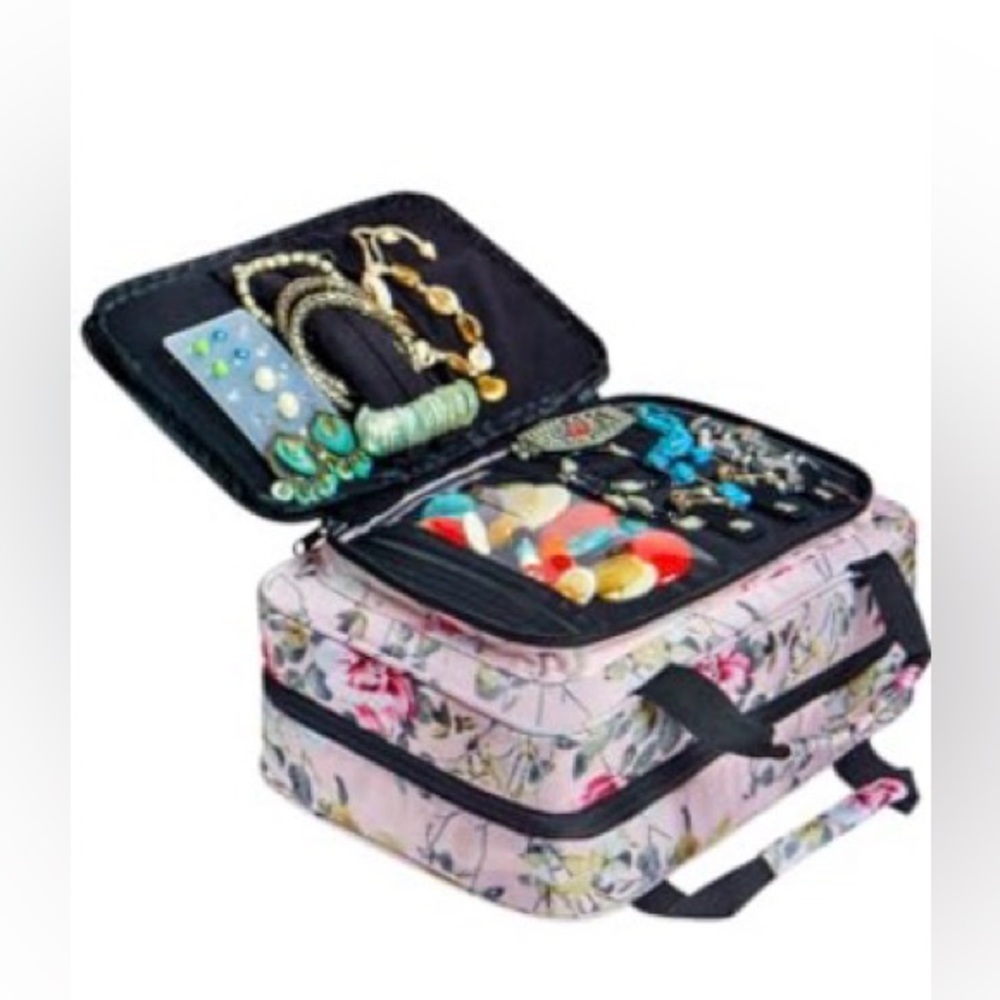 B&C Floral Pink makeup jewelry accessories hanging or carry Bag travel NWT  zip